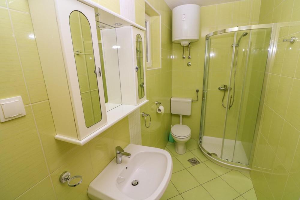 Double Rooms Tomica 2 With Balcony Башка Экстерьер фото