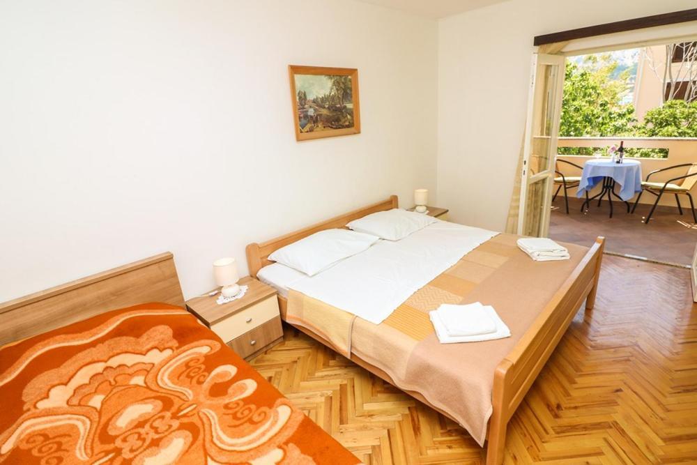 Double Rooms Tomica 2 With Balcony Башка Экстерьер фото