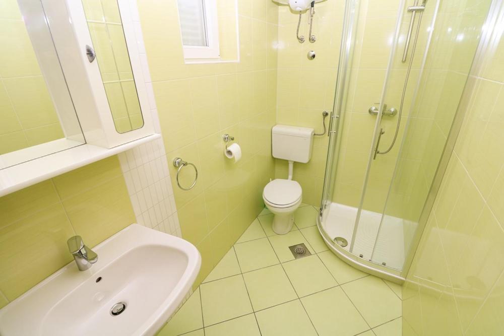 Double Rooms Tomica 2 With Balcony Башка Экстерьер фото