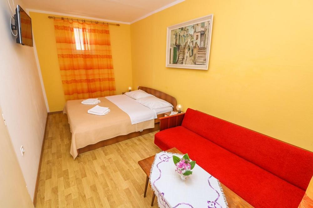 Double Rooms Tomica 2 With Balcony Башка Экстерьер фото